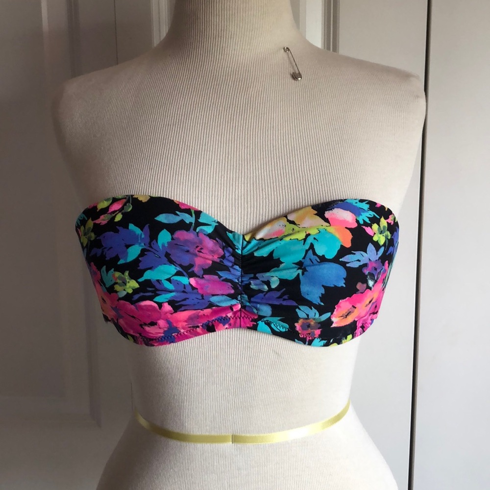 Push up bright floral bikini top